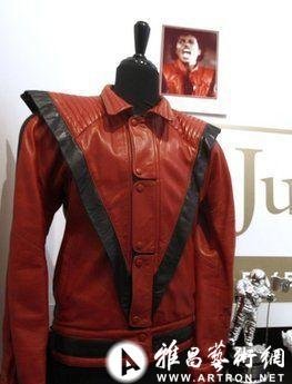 迈克尔·杰克逊颤栗红色夹克拍出180万美元