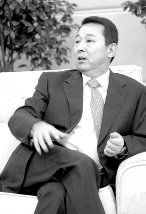 传矿业大佬刘汉被警方控制 旗下金路集团停牌