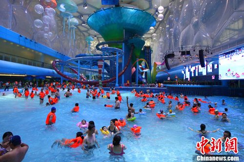水立方变身成亚洲最大室内主题水上乐园