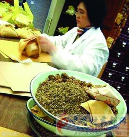 从“蒜你狠”到“苹什么” 网络热词“看涨”