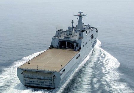 全球大型战舰最新动向:多艘大中型航母正在建造