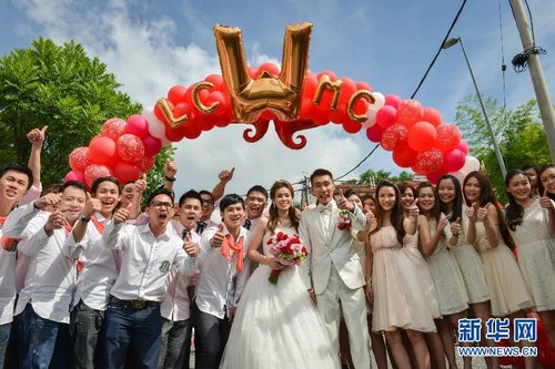 李宗伟与黄妙珠举行华人礼俗婚礼仪式