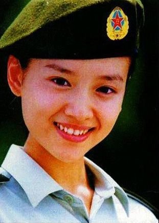 细数军艺毕业的影视明星 董洁曾是91级系花