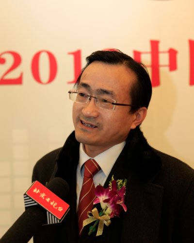图文:人民大学经济学院副院长刘元春