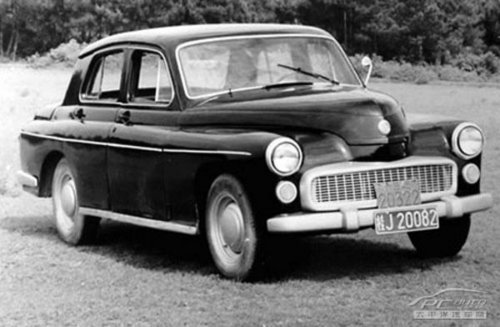 新中国初期的公务用车 波兰华沙小轿车