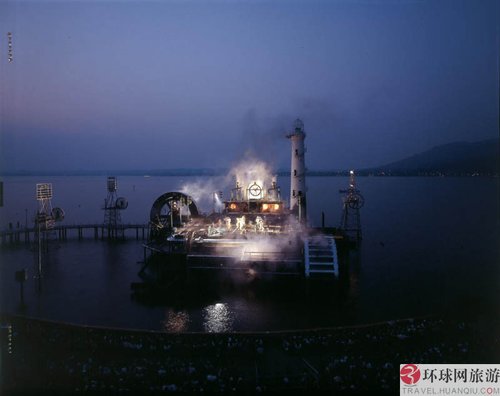 小人国里的大人国盛会 欧洲最大露天水上舞台