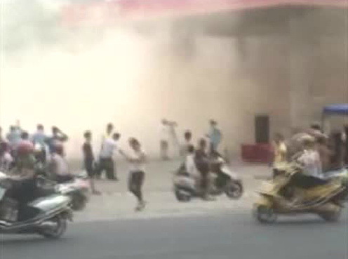 网传漳浦霞潭加油站爆炸 警方提醒：是假的