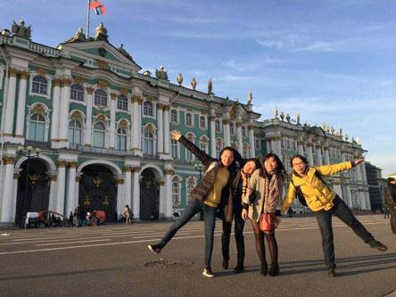 榕四个研究生妹子俄罗斯奇幻历险 租车自驾旅游_大闽网_腾讯网