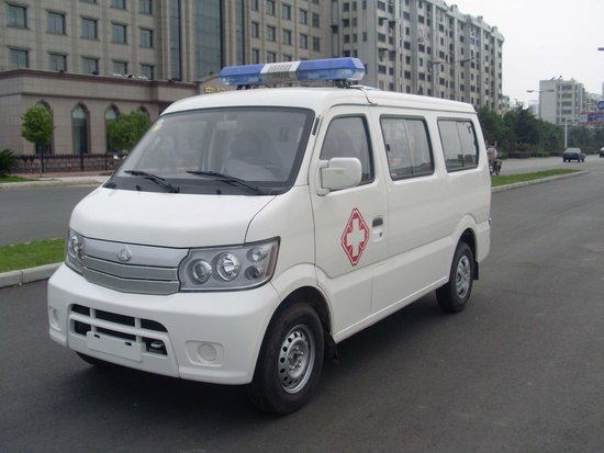 高温天急救车出车率剧增 空诊率提高1\/4是白跑