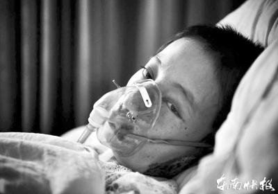 脸部溃烂生蛆的云南女子王思丽的命运,一直牵挂着福州市民的心