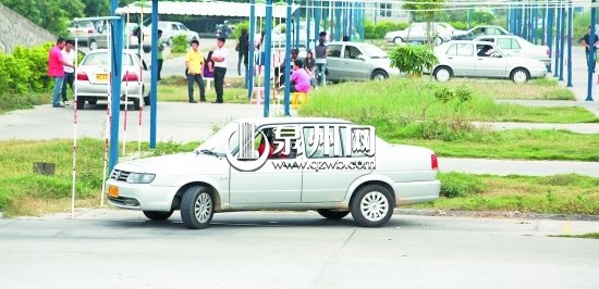 培训费相差两千 外地学车赚差价