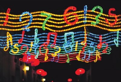 三坊七巷元宵花灯展创意多 传统灯会玩转时尚