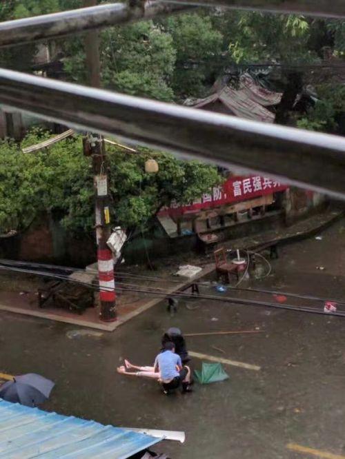 网上热传的电死人的图片