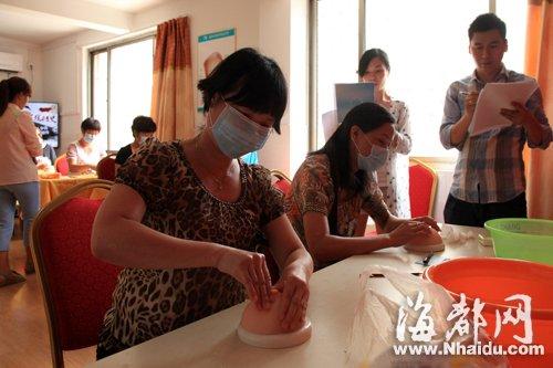 福州首次开考催乳师证 手法粗暴会得零分