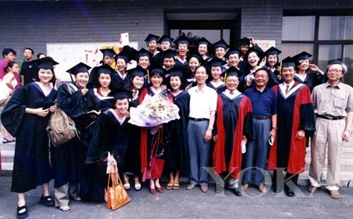 北京电影学院96级毕业照图片