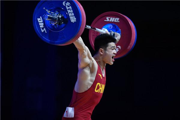 闽将石智勇打破男子73公斤级抓举及总成绩世界纪录 