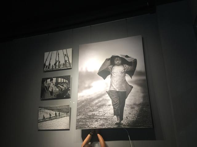 希望工程大眼睛摄影师解海龙来厦交流