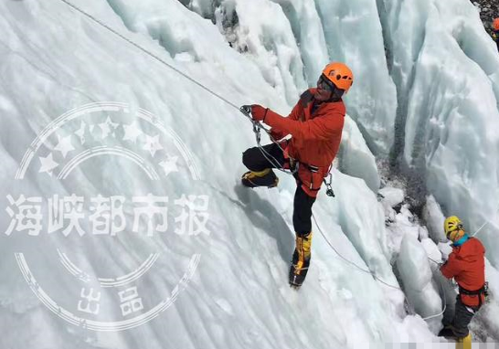泉州55岁汉子登顶珠穆朗玛峰 途中躲过雪崩直面死亡