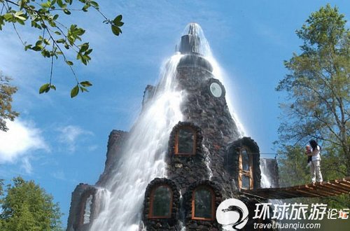 远看是座山，近看是旅馆 (图)
