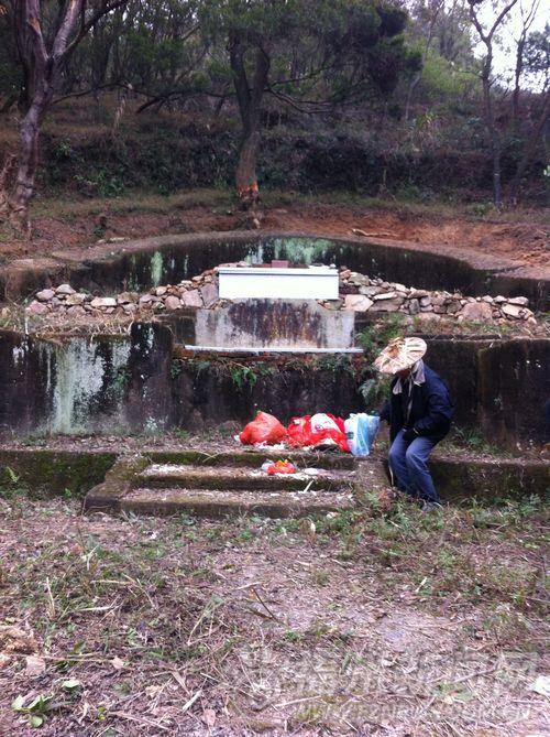华新轩风水首页 墓地风水 坟墓风水大全 >> 墓地风水100例图解