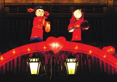 三坊七巷元宵花灯展创意多 传统灯会玩转时尚