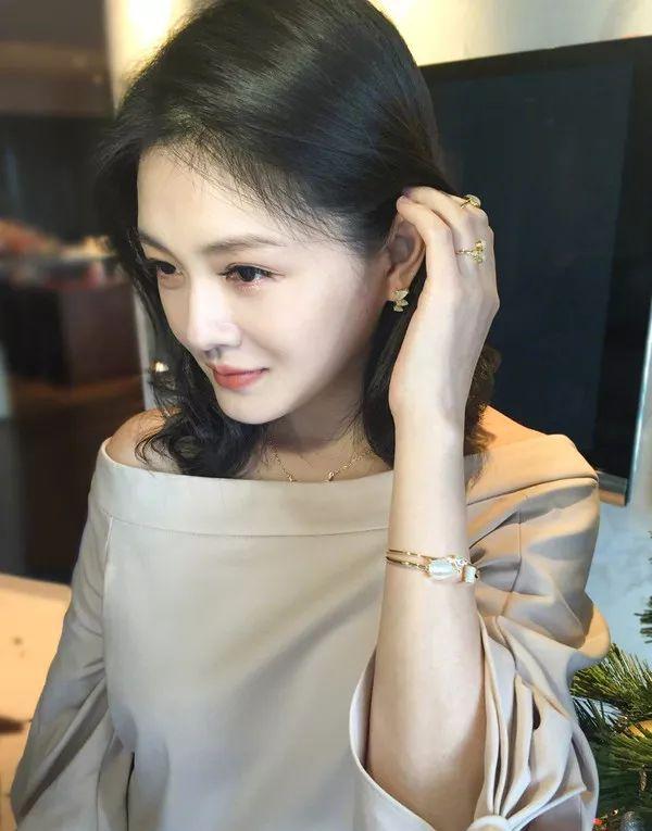 大S居然真的一个月瘦掉20斤?41岁的她美回杉