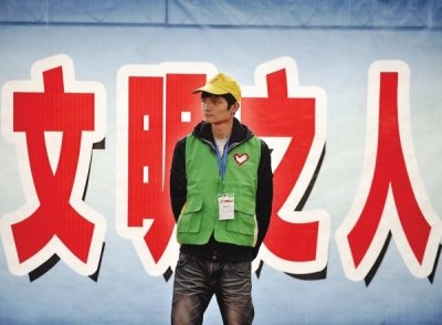 福州火车站春运志愿者的非常一天