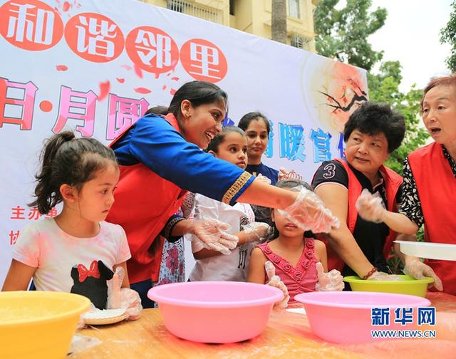 厦门:社区来了老外主任助理