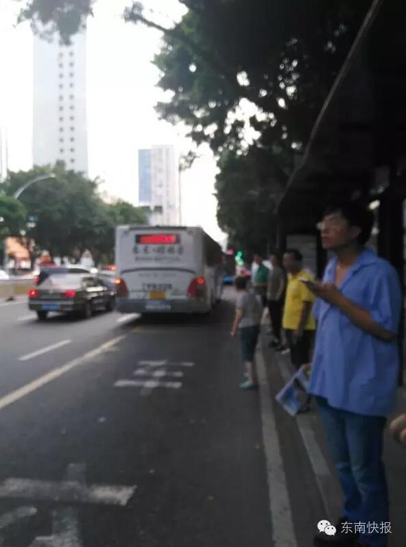 大学生两次亲眼目睹公交拒载老人 气不过就去爆料