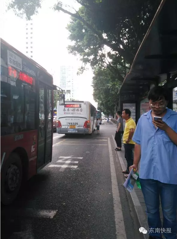大学生两次亲眼目睹公交拒载老人 气不过就去爆料