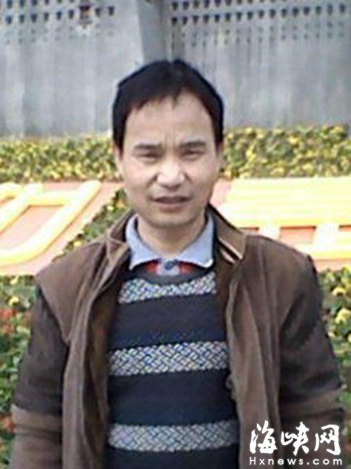 外来工不识水性冲入海里救人 孩子生还他溺亡