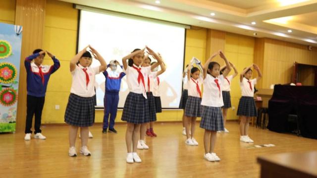 厦门五缘实验学校携手特殊教育学校 开展“普特融合共建”活动