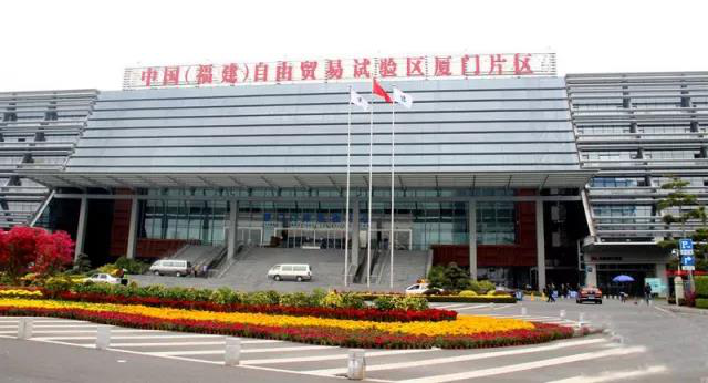 听两岸大咖共话 艺术品及衍生产业交流会本月落地厦门