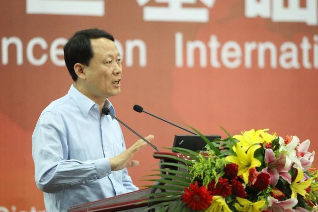 北京市十一学校发布章程:教师有权弹劾校长