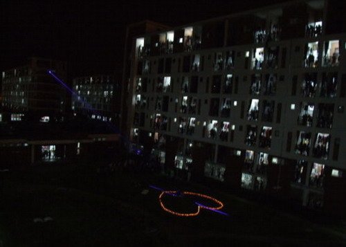 福师大学生生日\表白门\现场(图片来源于网络)