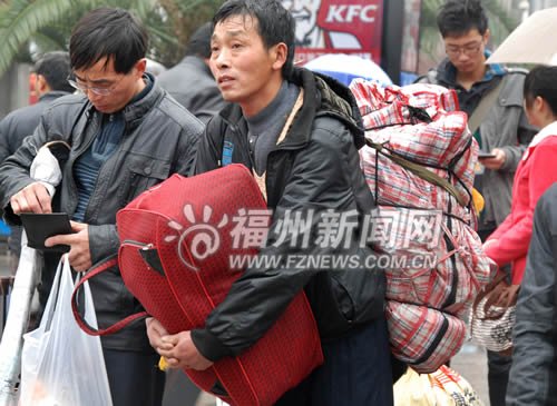 春运将迎首个铁路客流高峰 公路往闽西北客流多