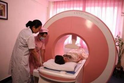 妇科保健:女性出现10种情况赶紧去做妇科检查