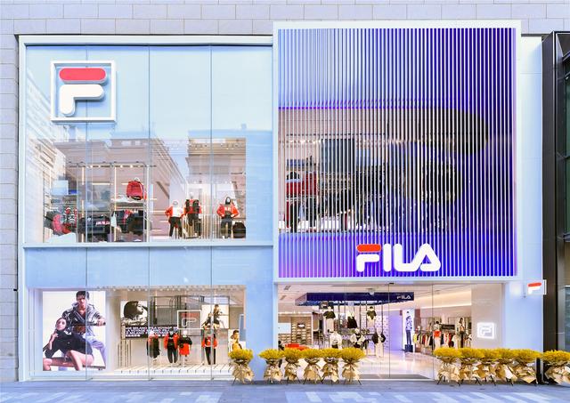 先锋时尚进阶 fila全新形象重磅登陆厦门万象城
