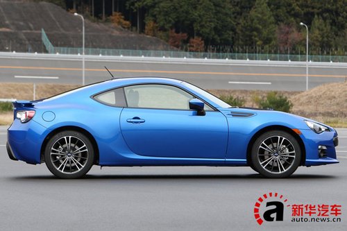 斯巴鲁brz 丰田86和斯巴鲁brz 斯巴鲁brz报价高清图片