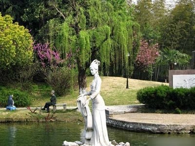 ŲݳƷ 2011ʮȢ׳ɱع