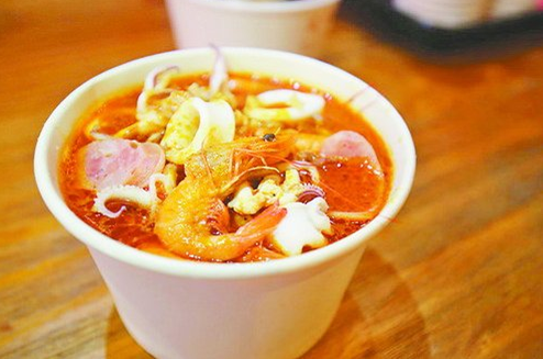 吃碗沙茶面感冒全好了 厦门八市勾起美食记忆