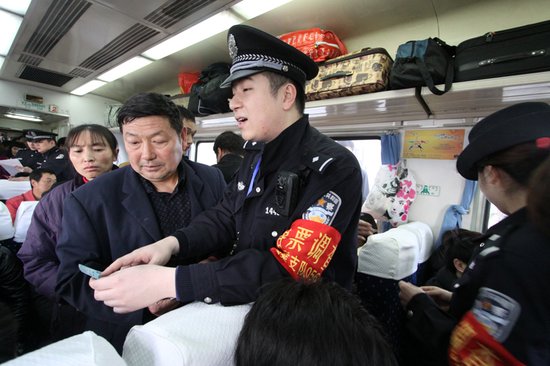 “铁鹰出击”查票源_大闽网_腾讯网