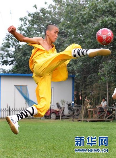 少林寺拟投20亿建足球学校 用功夫拯救中国足球