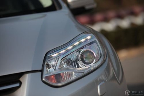 菲翔对比新福克斯 15万元运动三厢车对决