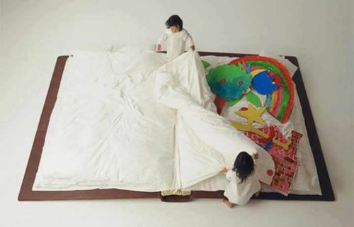 浪漫的周董 会给孩子什么样的婴儿床?买个新房