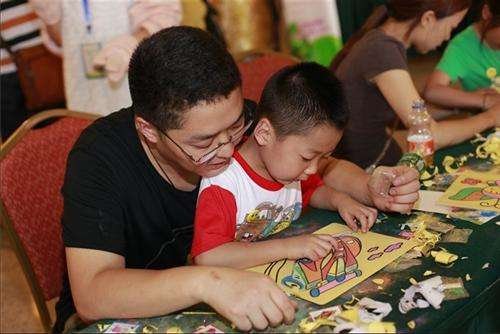 城建祥瑞披萨DIY、沙画DIY暖场活动火热上演_