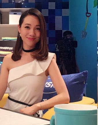 湖居首映礼 10月30日倾城开盘 周群驾临 湖居盛放