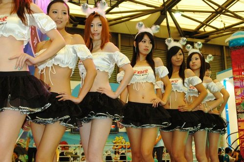 完美<em>性感屁屁</em>裙<em>美女</em>堪比拉城美高美_05新版首