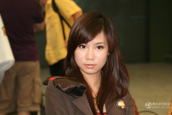 chinajoy美女:美女性感豹纹内衣走光_美女汇总