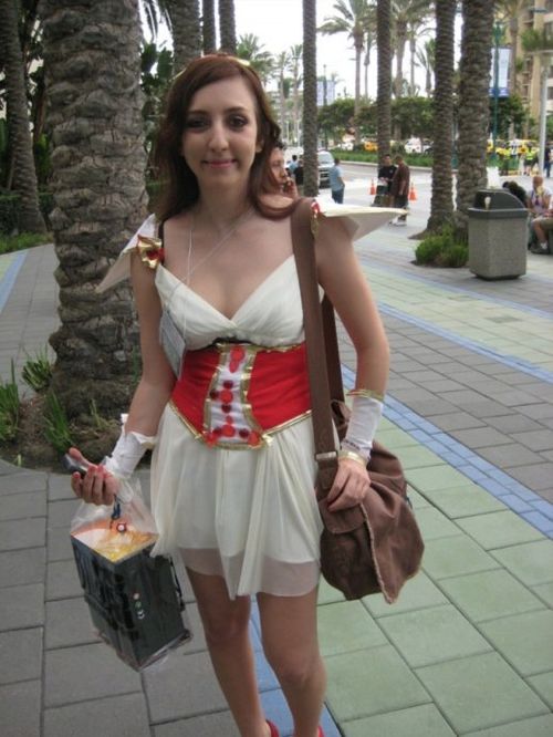 [休闲]饭后勿进!欧美重口味COS <em>魔兽</em>妹妹真人